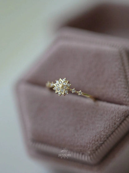 9K Pure Gold Snowflake Ring - Delicate and Exciting Women's Jewelry - neasysspecialtease