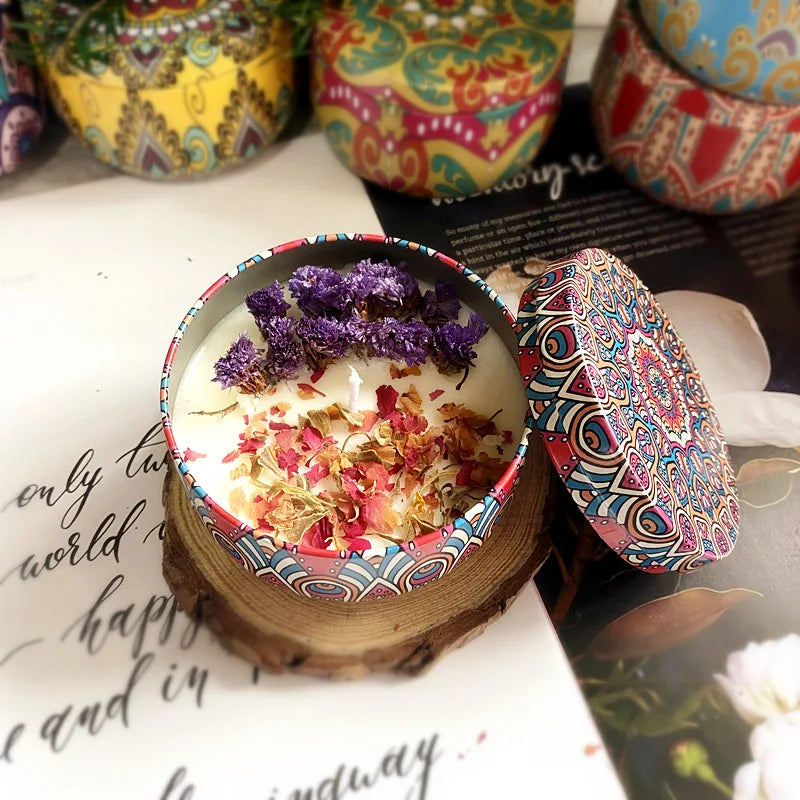 Decorative Soy Wax Scented Candle with Dried Flowers - Ideal for Home and Wedding Decoration