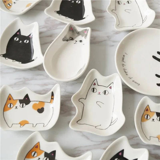 Japanese Ceramic Cat Sauce Dish - Cute Kitten Shaped Seasoning Plate for Kitchen Tableware and Dessert Decor - neasysspecialtease