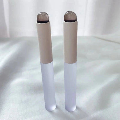 Silicone Lip Brush Showcasing